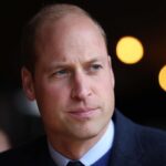 Foto figli principe William di spalle